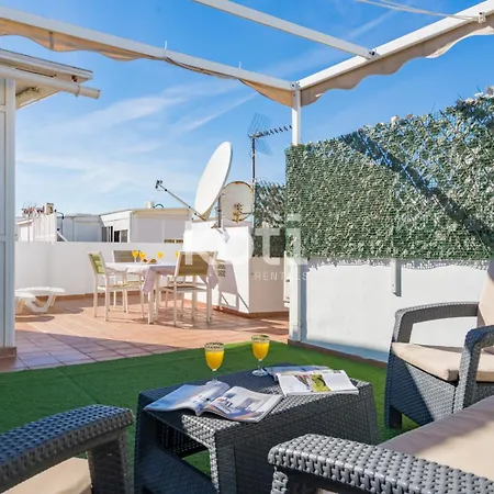 Koti - Atico Gamycol 푸엔히롤라